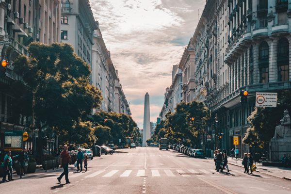 02.Obelisco Large 02.Obelisco Large
