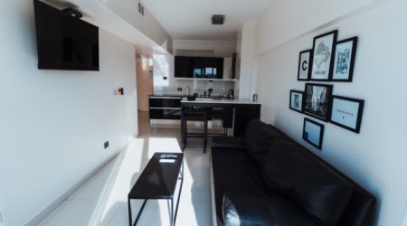 10.Cyan_Recoleta_suite Medium